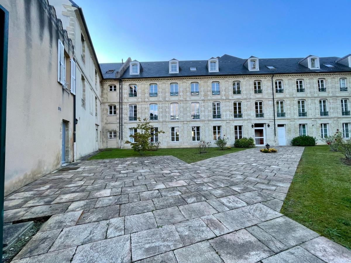 Le Monastere Apartment Bayeux Exterior photo